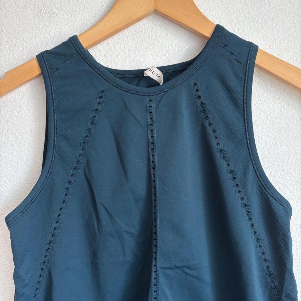Athleta Womens Teal Pointelle Split Back Sleeveless Activewear Tank Top size XS - Picture 3 of 7